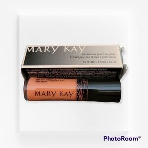3/$30 MARY KAY Nourishine Plus Lip Gloss Sun Blossoms FIRM PRICE